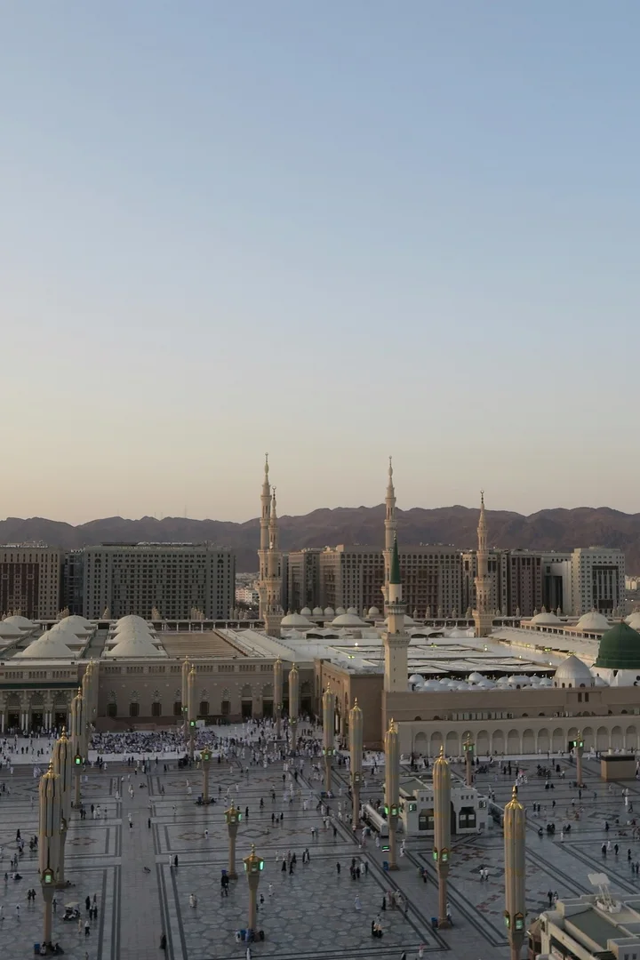 رحلات فنادق المدينة مع إطلالة