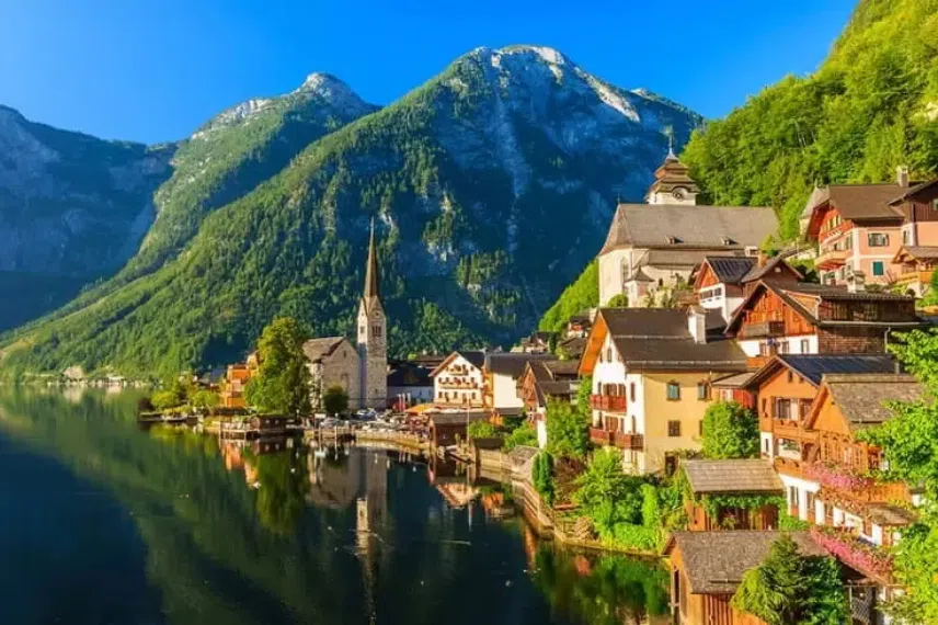 التجول في المدن التاريخية