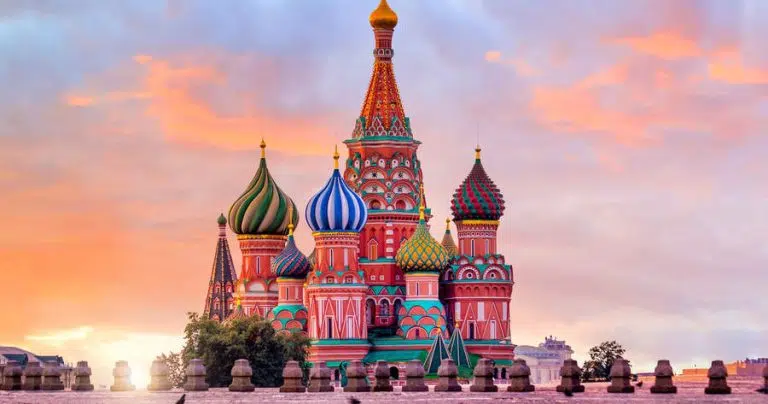 السفر إلى روسيا